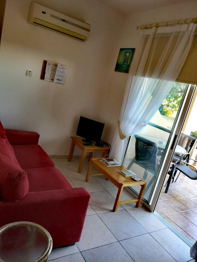 Ferienwohnung Panorama Court Paphos Exterior foto